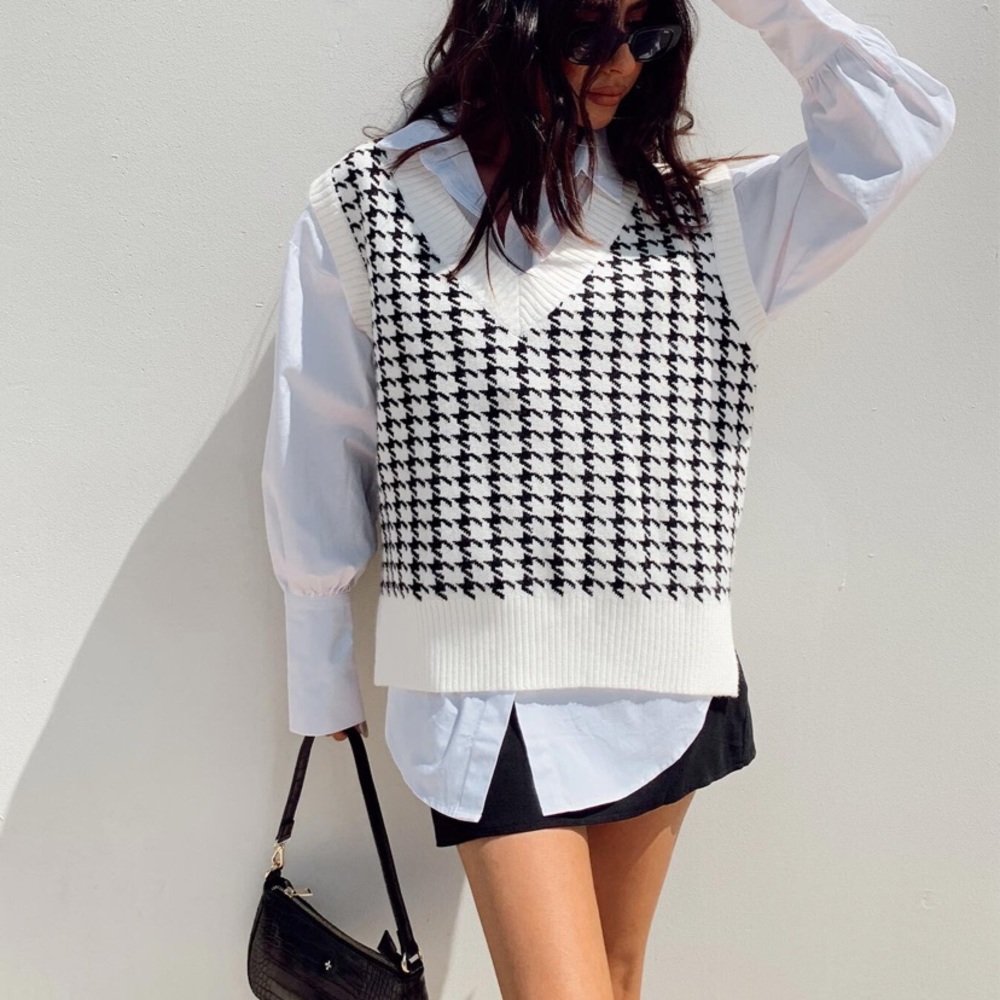 STILL IN PACKAGE Princess Polly Sweater Vest White